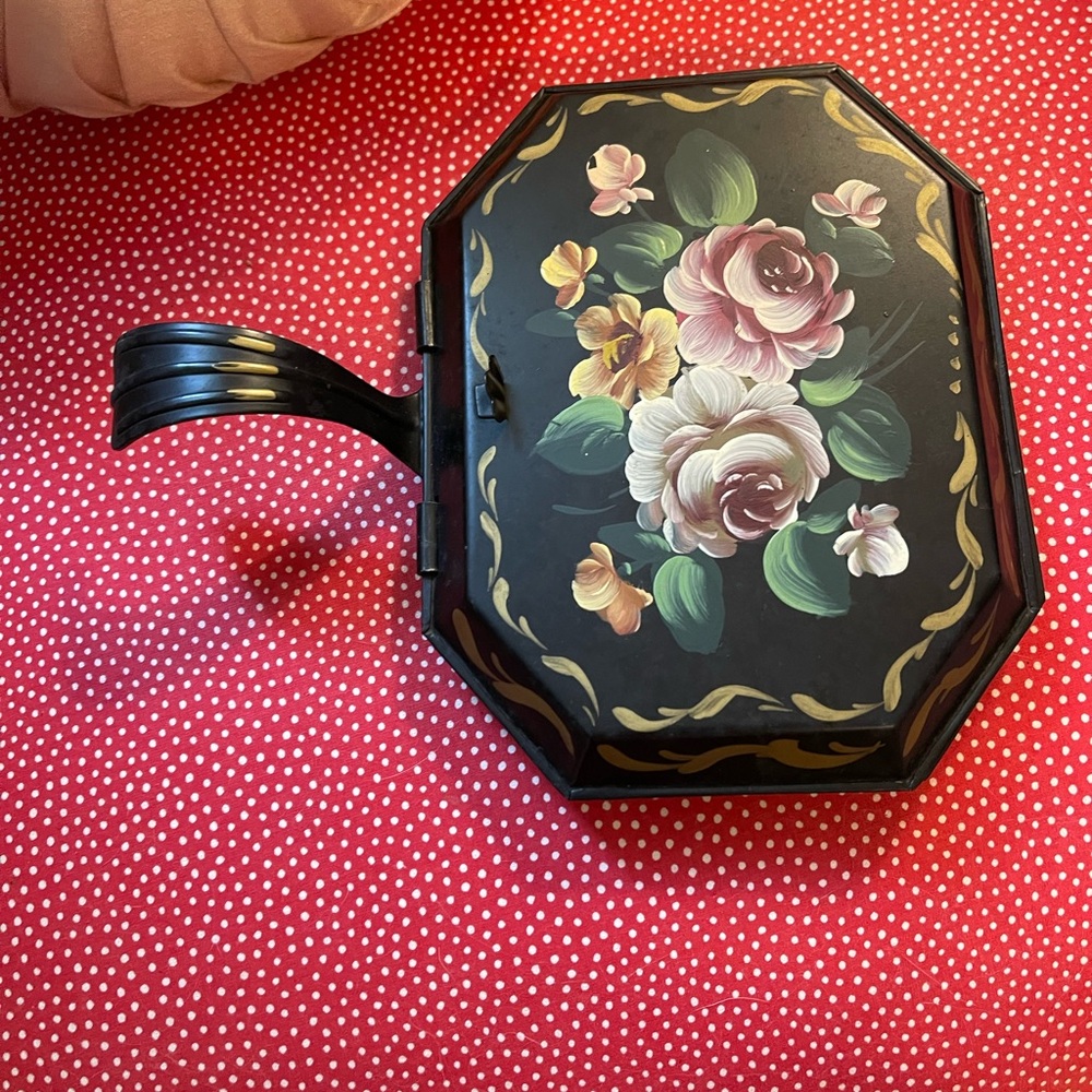 Antique Silent Butler